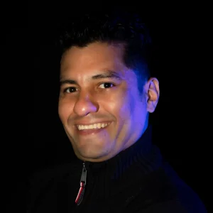 Picture of Andrés Calderón